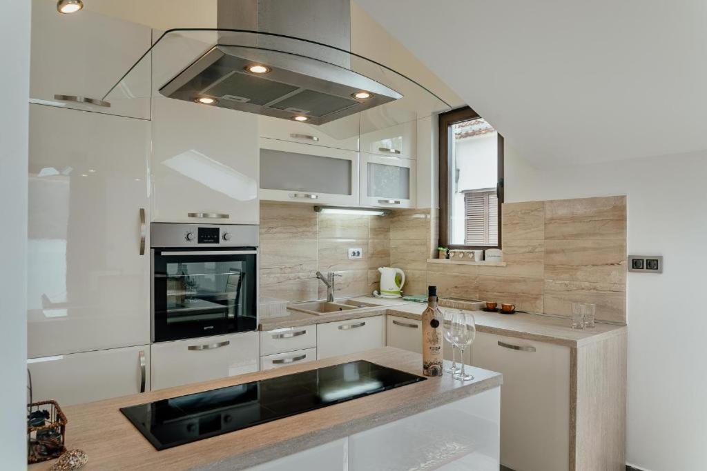 Apartments Joy Herceg Novi Luaran gambar