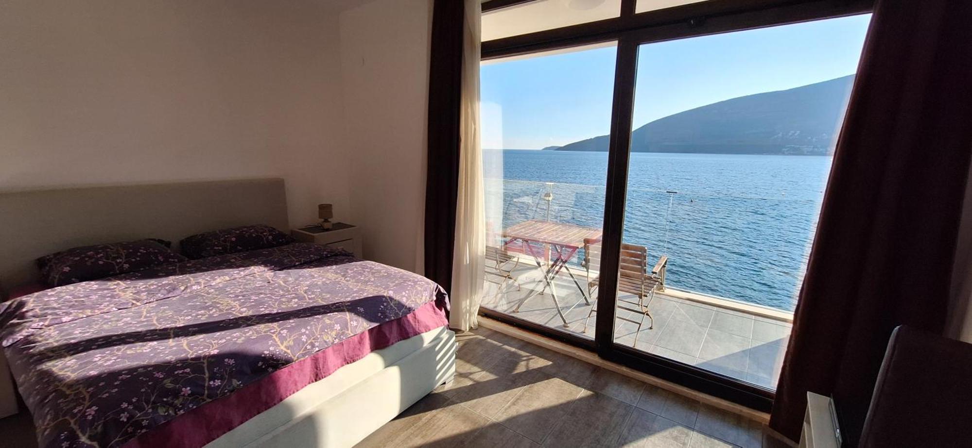 Apartments Joy Herceg Novi Luaran gambar