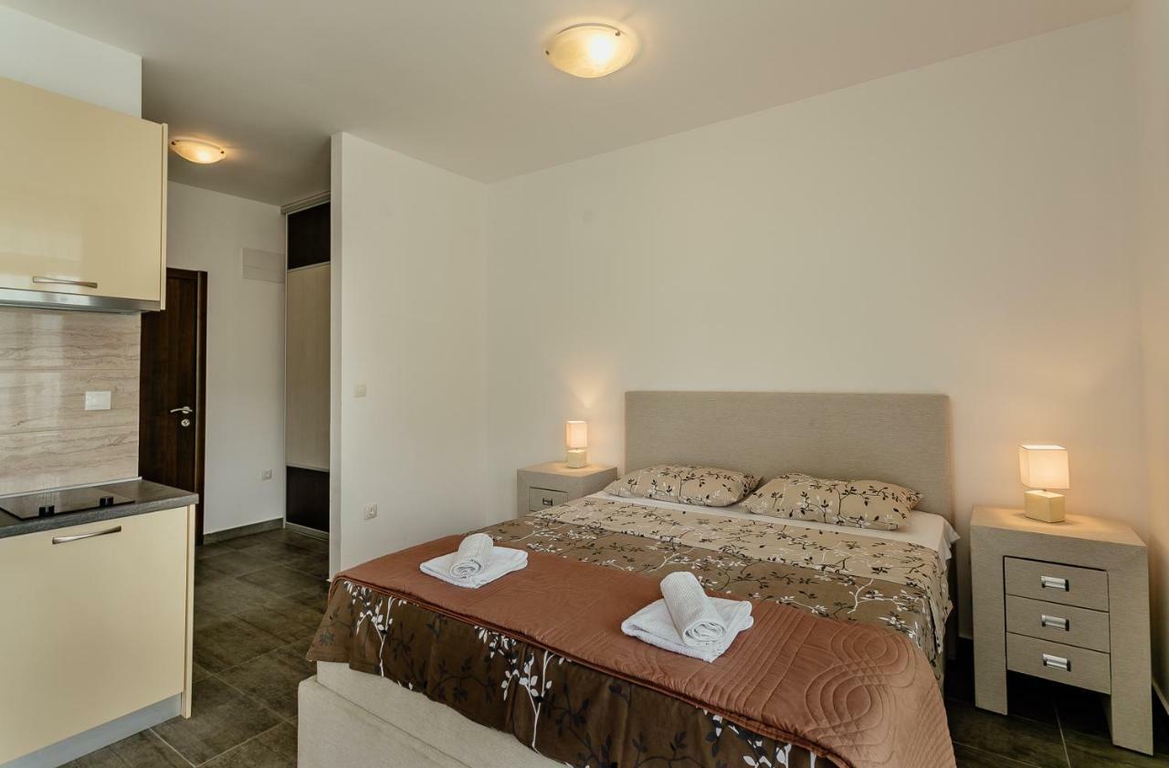 Apartments Joy Herceg Novi Luaran gambar