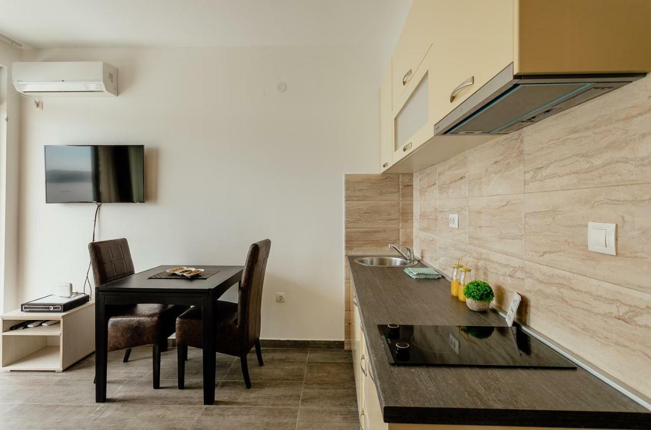 Apartments Joy Herceg Novi Luaran gambar