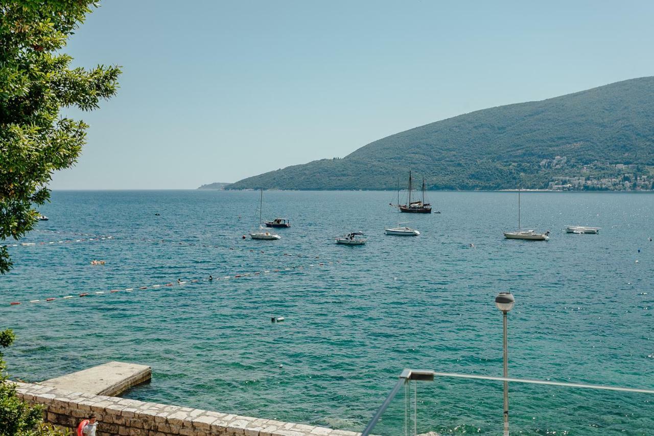 Apartments Joy Herceg Novi Luaran gambar