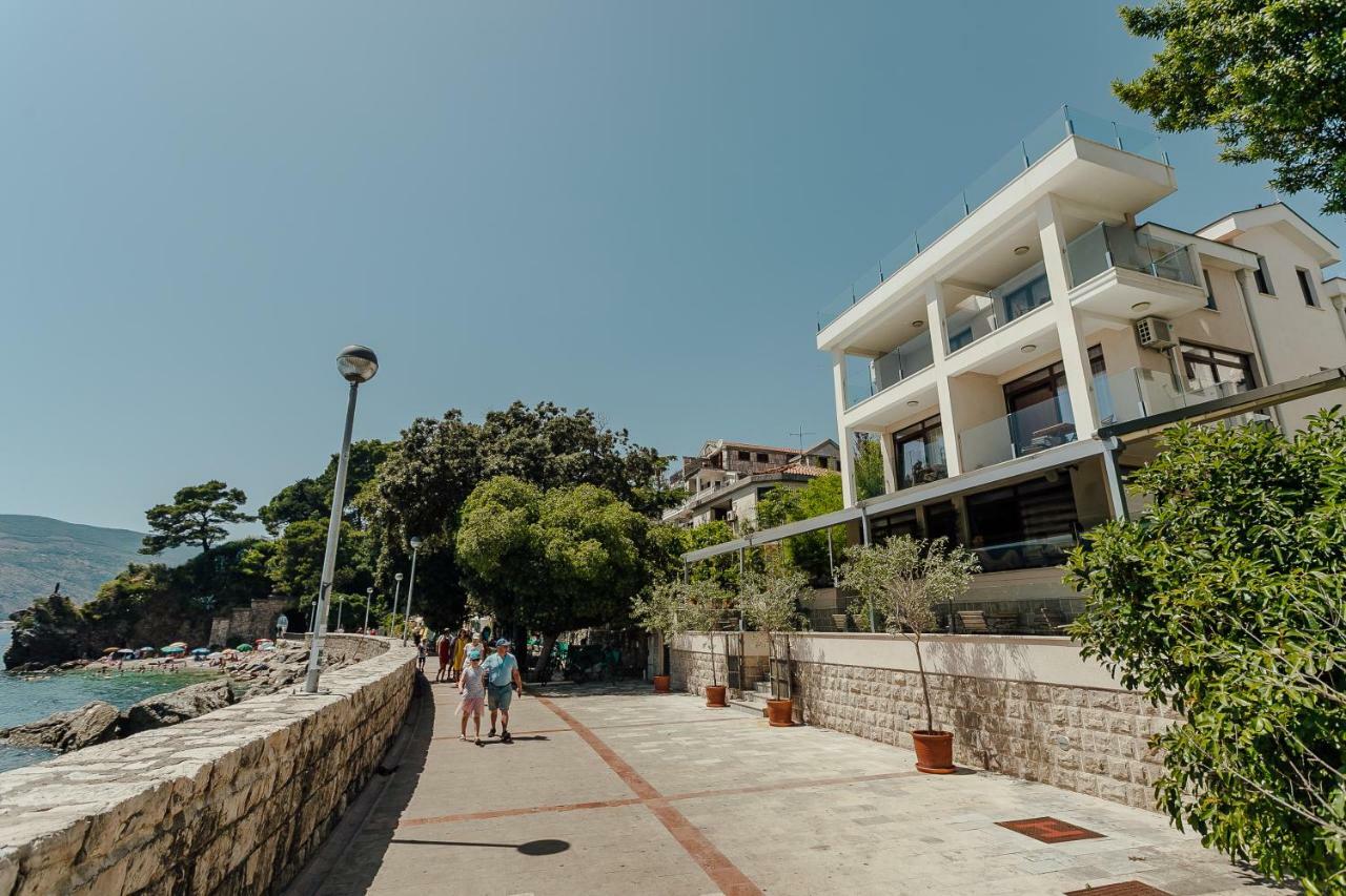 Apartments Joy Herceg Novi Luaran gambar